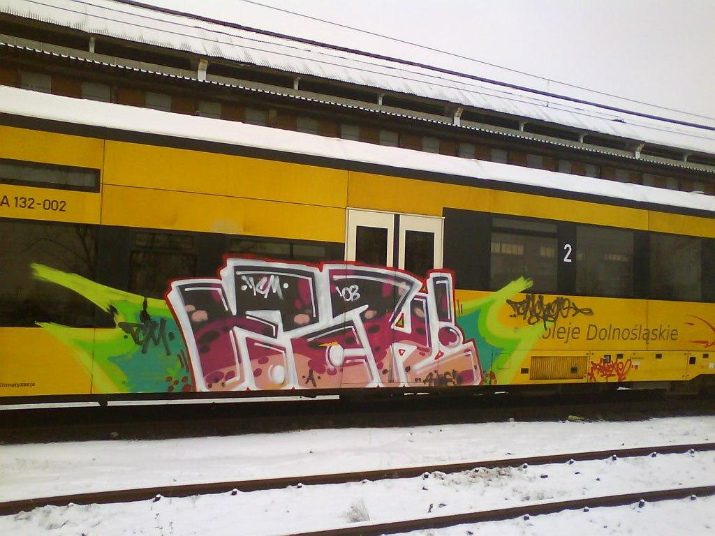 Usuwanie graffiti z pociągu, Koleje Dolnośląskie S.A. Legnica
