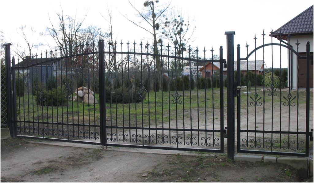 Ogrodzenie ogrodzenia przęsła brama bramy , Toruń (okolice), kujawsko-pomorskie