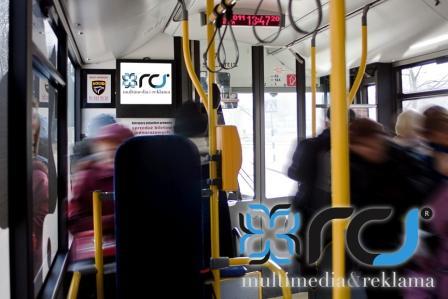 Monitory w autobusach