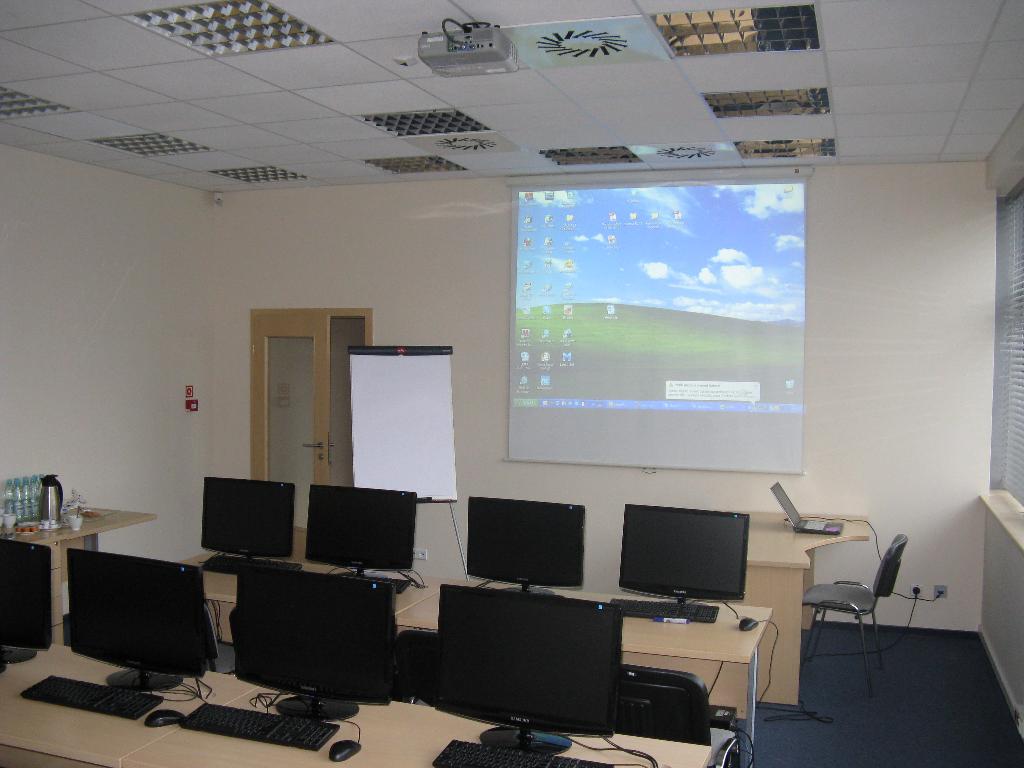 Wynajem sali szkoleniowo- komputerowej, Kraków, małopolskie