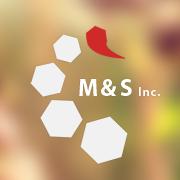 Logo M&S Inc na tle zamazanego zdjęcia. 16 kwietnia 2013