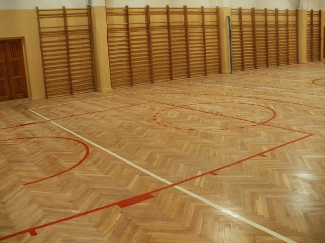 Sala Sportowa Szkoła Podst.Tymbark - Odnowiona wraz z liniami 288 m2.