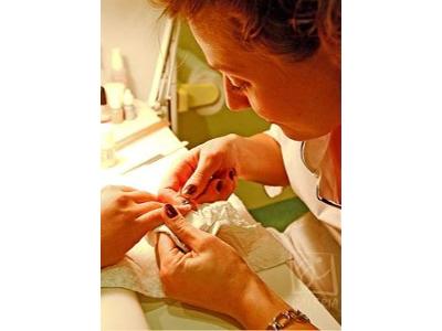 Zabieg manicure - galeria - kliknij, aby powiększyć