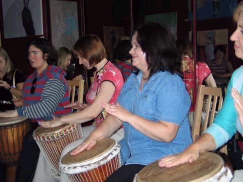 Szkoła gry na djembe oferuje warsztaty iSzkolenia, Piła, wielkopolskie