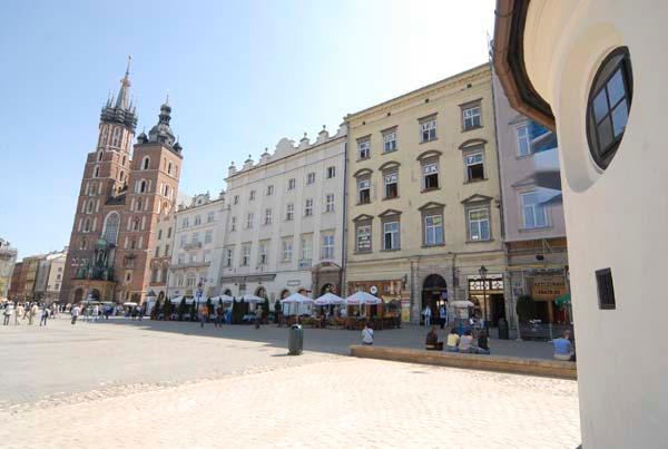 Lokalizacja tuz obok Kościoła Mariackiego