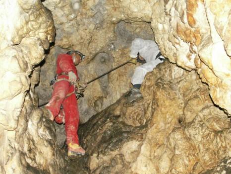 zajęcia speleologiczne w Jaskini Wierzchowskiejdla dorosłych