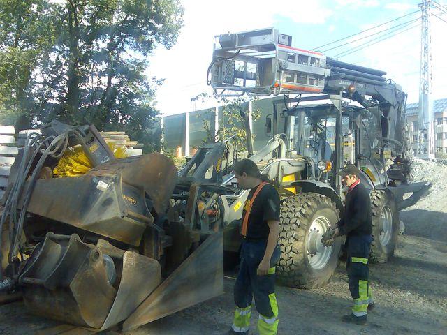 Usługi koparką i koparko-ładowarką 12,5t , Żmigród, dolnośląskie