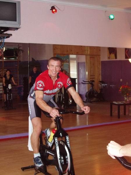 zajęcia na rowerach spinningowach - Indoor Cycling