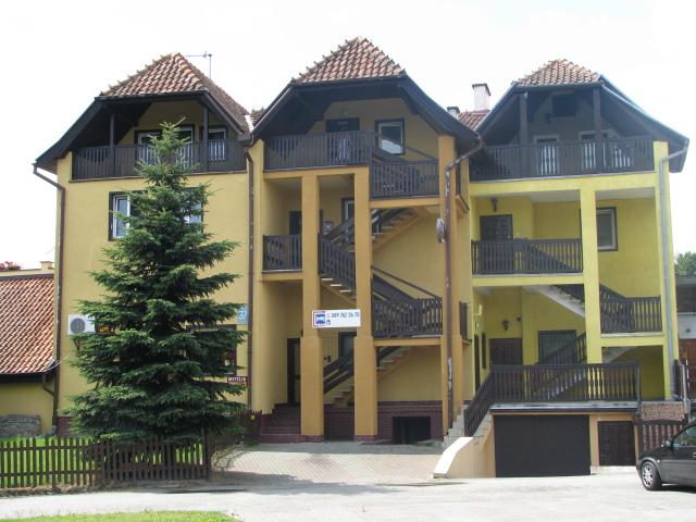 Hotelik Lux tył (Bartoszyce)