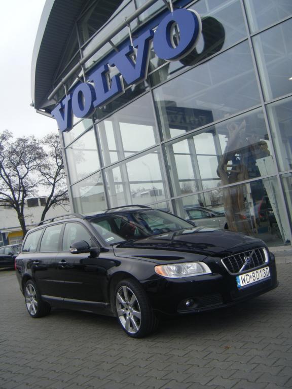 VOLVO V70 D5 MOMENTUM MR