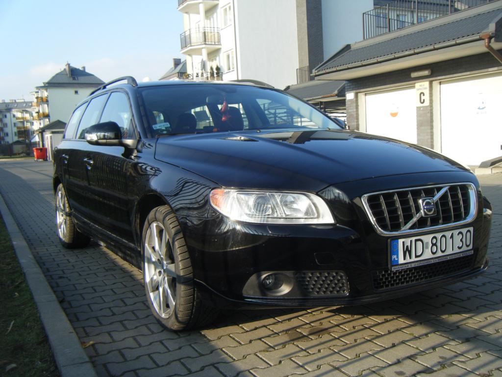 VOLVO V70 D5 MOMENTUM MR