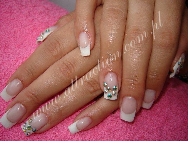 Salon Attraction-Stylizacja paznokci-Solarium-Roll, Kraków, małopolskie