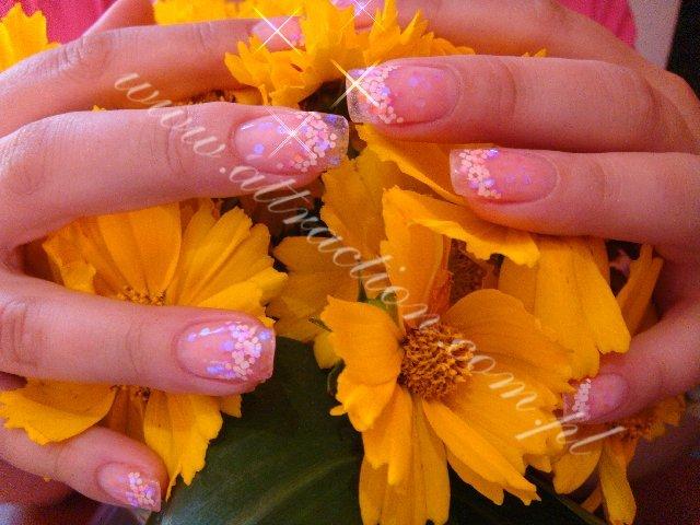 Salon Attraction-Stylizacja paznokci-Solarium-Roll, Kraków, małopolskie