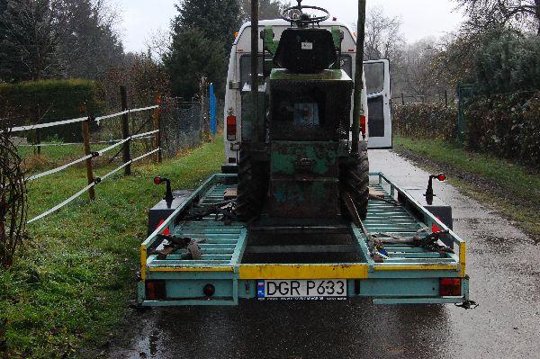 Do transportu używam lawety o masie całkowitej 2000 kg.Można na nią załadować 1,7 t.