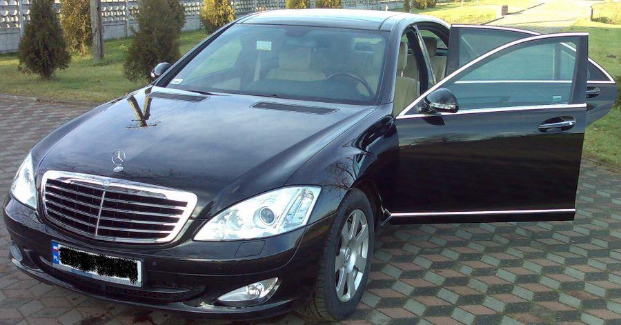 Luksusowy Mercedes S 350 L- widok z przodu