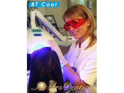 Wybielanie natychmiastowe zębów przy użyciu lampy BT Cool - kliknij, aby powiększyć