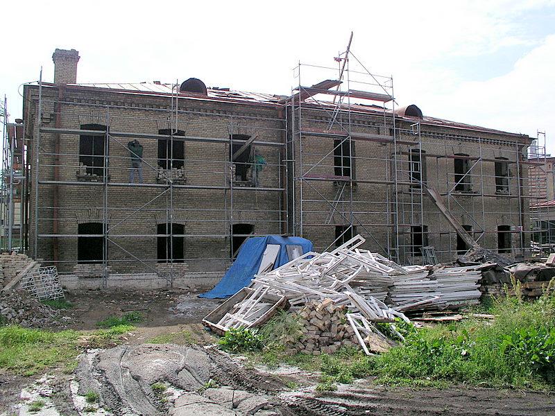 Odnawianie elewacji budynków ścian kamienia