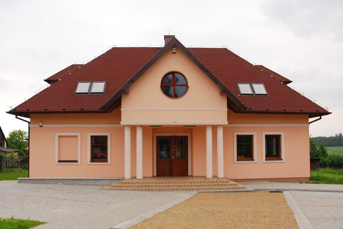 Budynek "Świetlicy Wiejskiej" w Łączce w gminie Dębowiec
