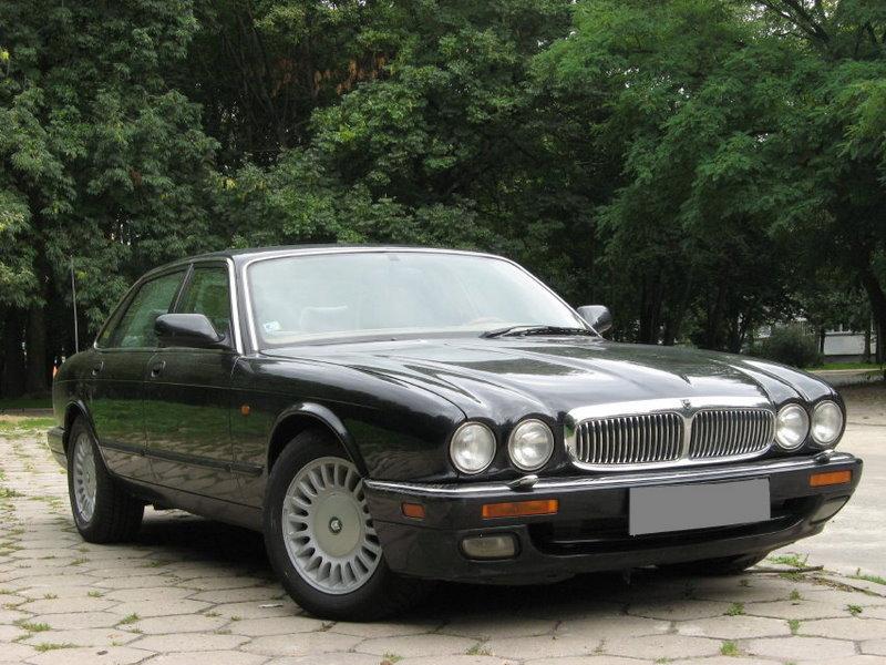 CZARNY JAGUAR DO ŚLUBU ŁÓDŹ WOLNE TERMIN ŚLUB, łódzkie