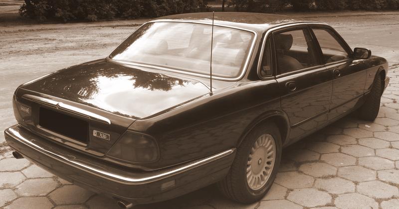 CZARNY JAGUAR DO ŚLUBU ŁÓDŹ WOLNE TERMIN ŚLUB, łódzkie