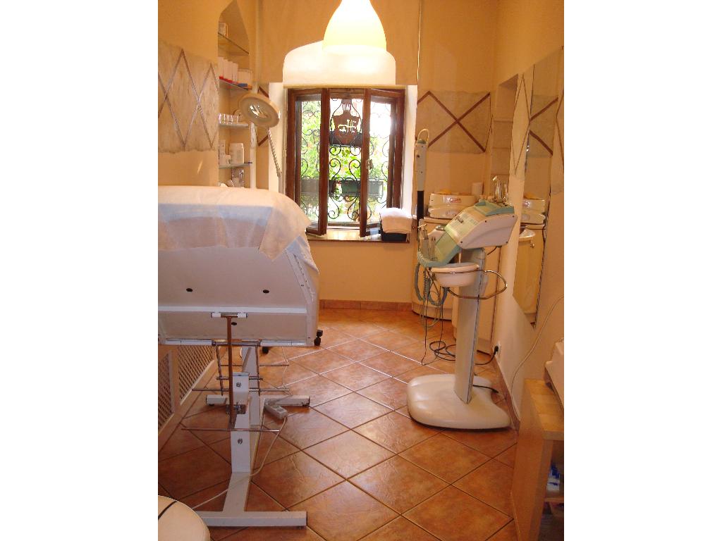 ODSTĄPIĘ SALON URODY W CENTRUM KRAKOWA, Kraków, małopolskie