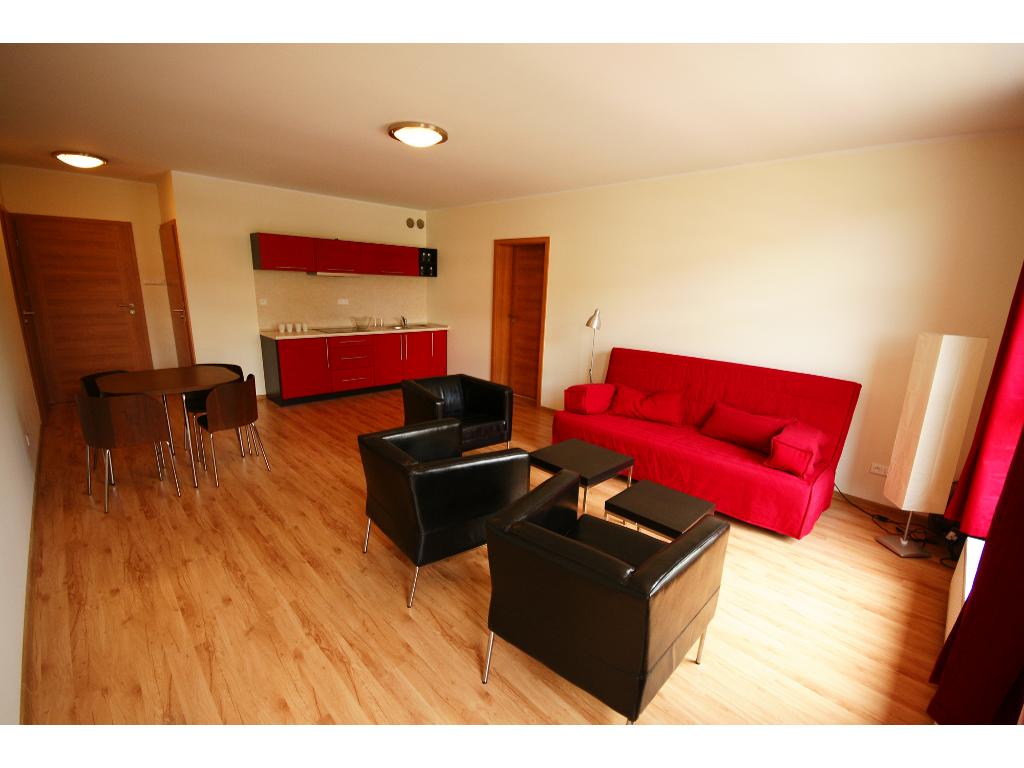 Apartament w nowo wybudowanym budynku "Fredro" - 300 m od morza.