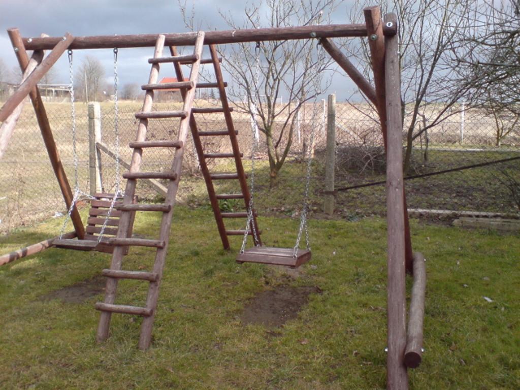 Cyklinowanie podłogi parkiety schody meble , Gardeja, Klecewo , pomorskie