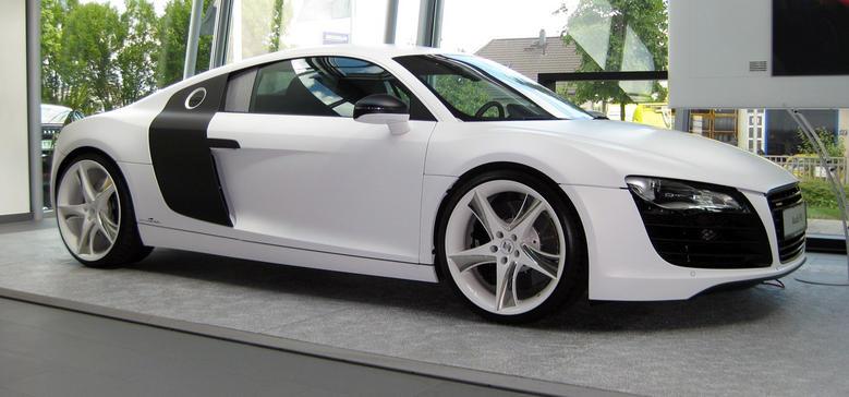 Audi R8 z felgami EtaBeta Jofiel X Ceramic 21""