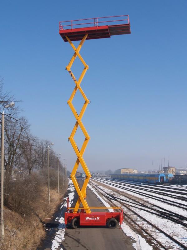 Sprzedam:podnośnik nożycowy LiftluxSL20525-22,5m, Chojnice, pomorskie