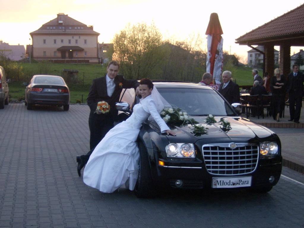Chrysler 300C do ślubu; Kraków i okolice, małopolskie