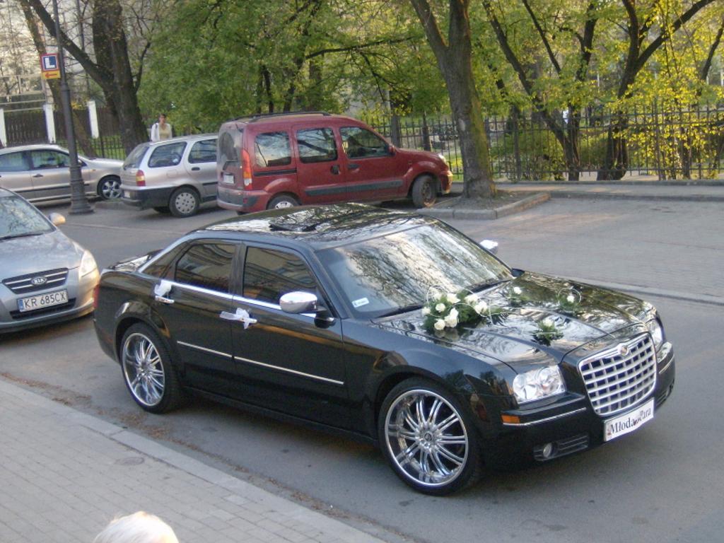 Chrysler 300C do ślubu; Kraków i okolice, małopolskie