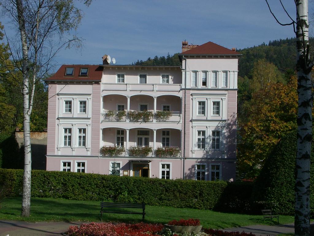 Hotel "Arabeska"