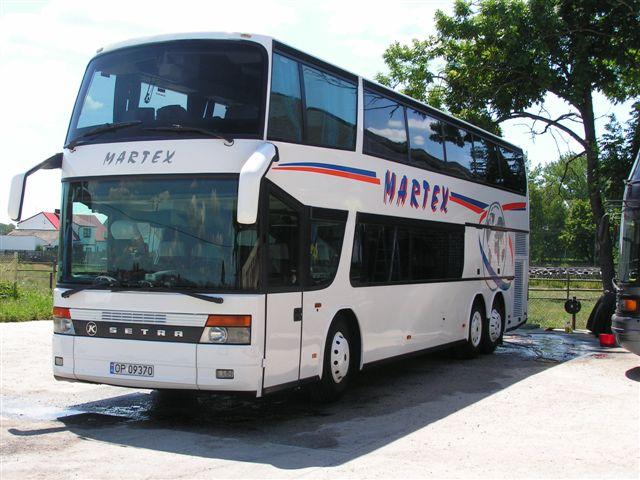 SETRA 328 DT