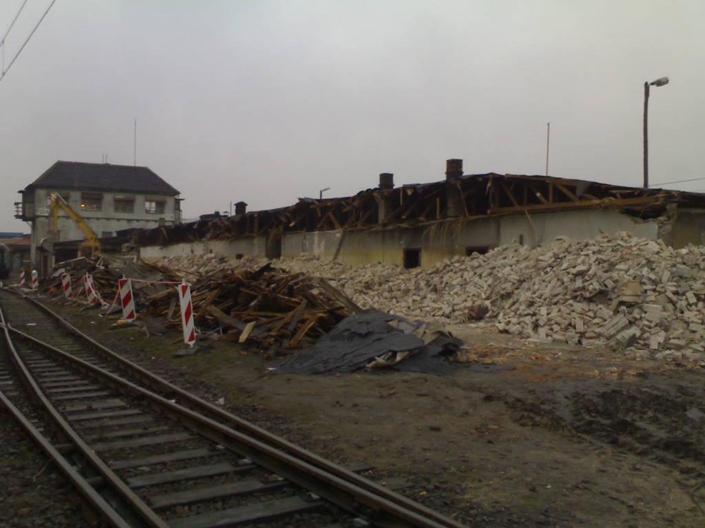 Kruszenie gruzu,betonu,wyburzenia i rozbiórki