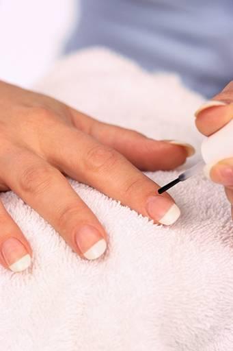 Kurs: Profesjonalny kurs przedłużania paznokci, Gliwice, śląskie