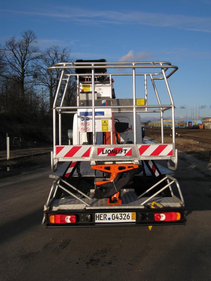 Podnośnik koszowy/ zwyżka Lionlift GT 21-10, Chojnice, pomorskie