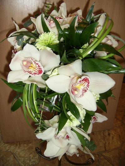 Bukiet ślubny storczyk cymbidium.