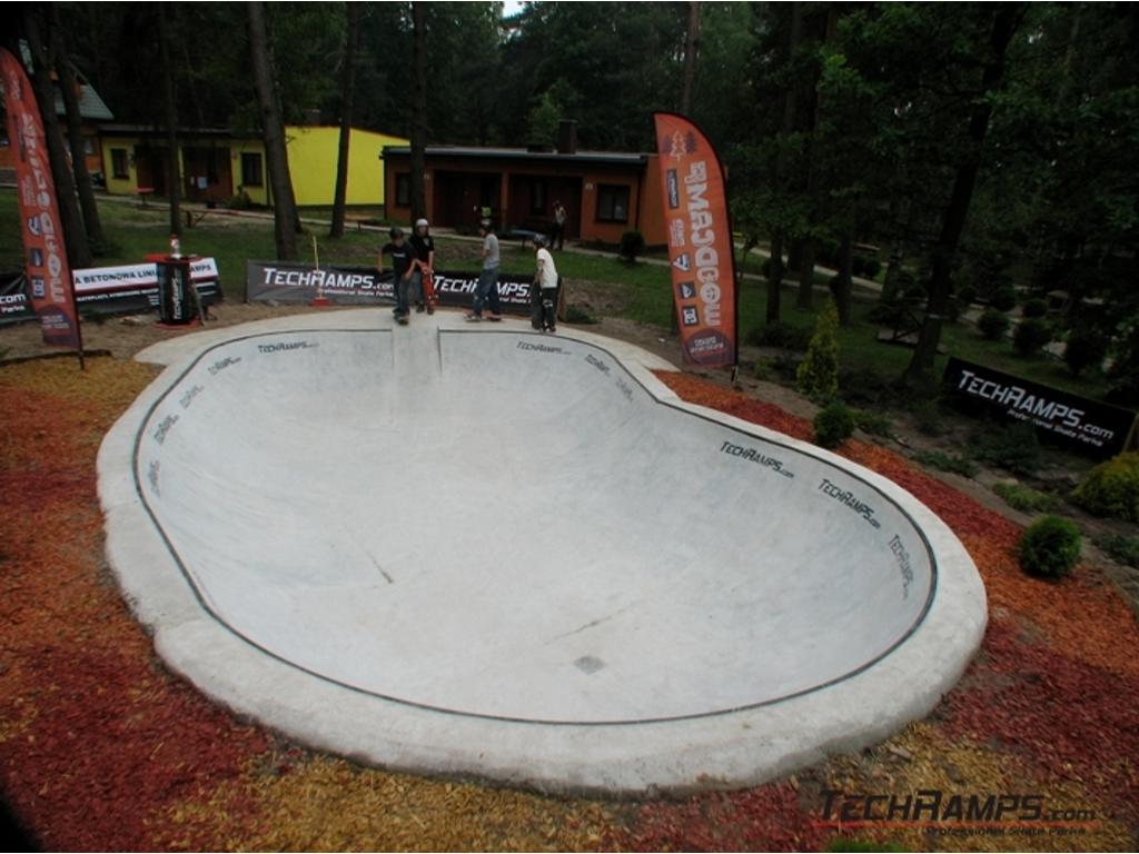 Betonowy skatepark