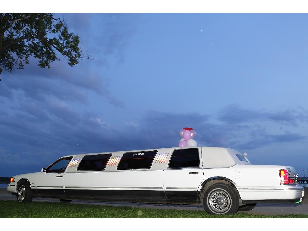 Wynajem limuzyn LINCOLN na śluby i inne imprezy, Stargard Szczeciński, zachodniopomorskie