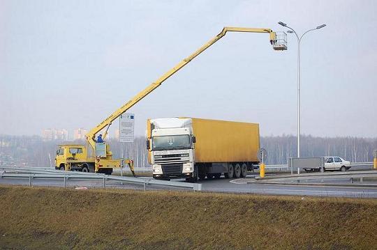 WYNAJEM ZWYŻKI podnośnika koszowego z operatorem, Bytom, śląskie