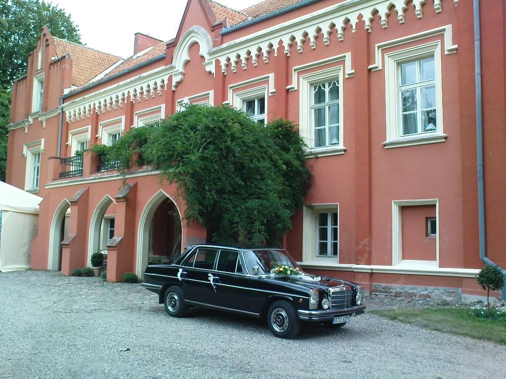 mercedes W114,auto dla gosci lub do slubu itp.