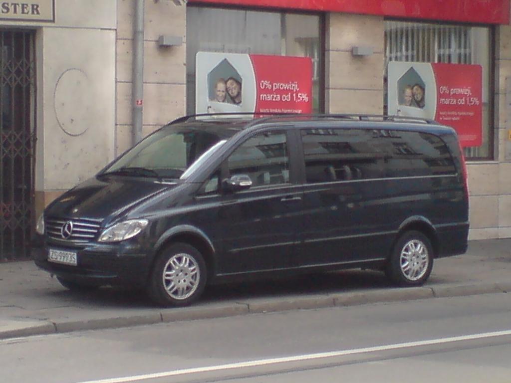 Komfortowy przewóz osób Mercedes Viano (5+1), Kraków, małopolskie