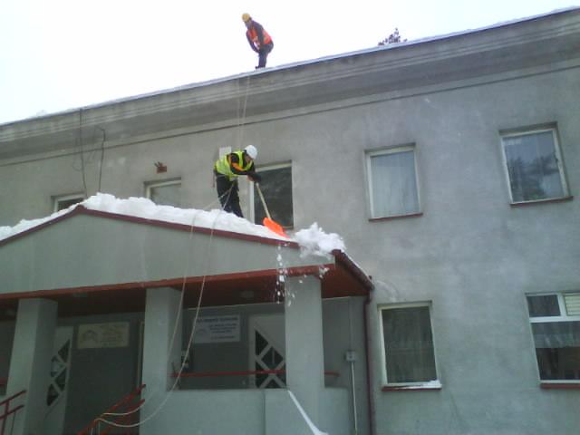 Odśnieżanie dachów, Stalowa Wola, podkarpackie