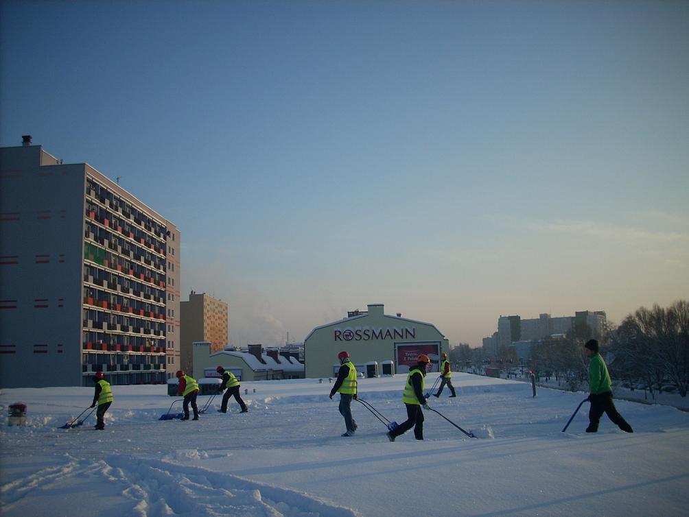 Odśnieżanie dachów, parkingów Sandomierz, Stalowa Wola, podkarpackie