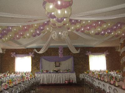 Przykładowa dekoracja sali weselnej - kliknij, aby powiększyć