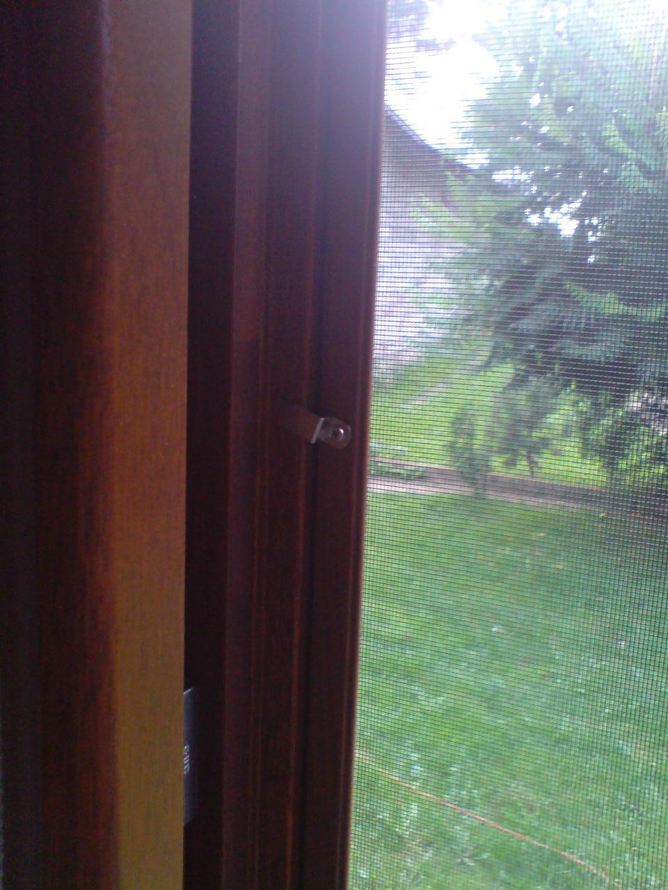 Drzwi moskitierowe