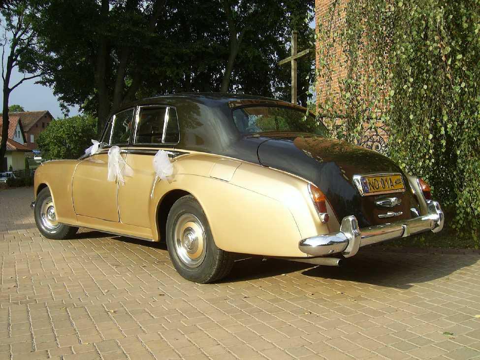 ROLLS-ROYCE Silver Cloud (1964)