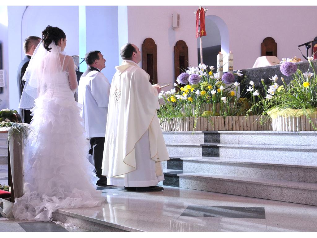 Fotografia;dekoracje kościoła i sal weselnych, Puławy i okolice, lubelskie