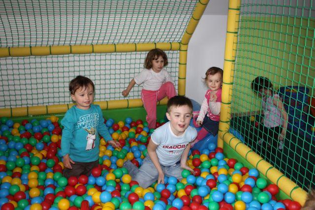 Akademia Małego Człowieka - opieka nad dziećmi, Toruń, kujawsko-pomorskie