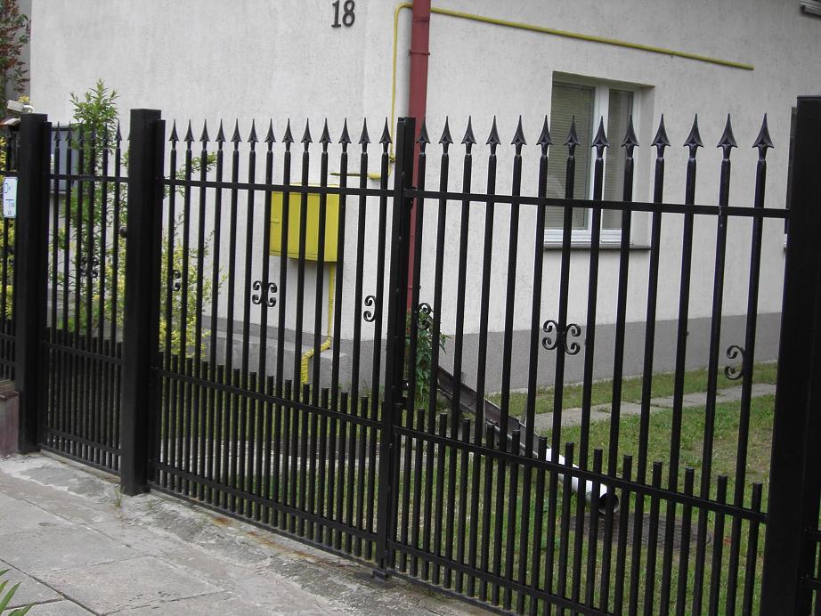 BRAMY PRZESLA BALUSTRADY OGRODZENIA KUTE SIATKOWE , DOBRA STRYKOW LODZ , łódzkie